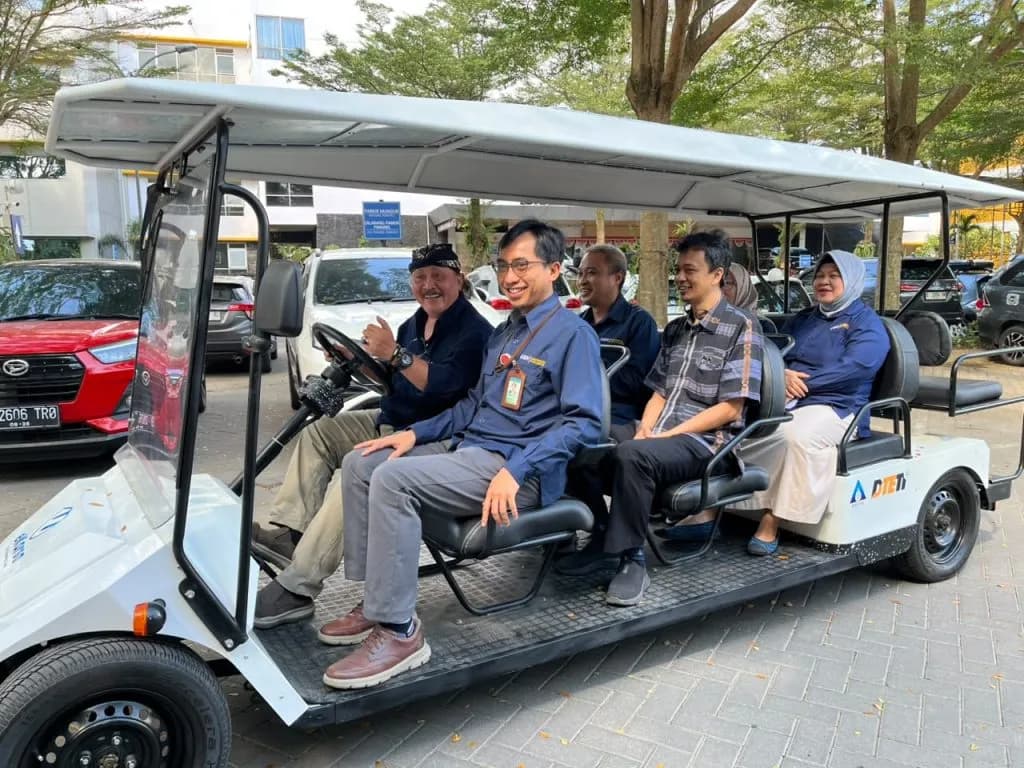 Serah Terima GATe-eKarsa, DTETI dan RSA UGM Perkuat Sinergi Inovasi dan Hilirisasi Riset